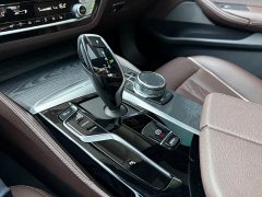 BMW 5 Series 530Li Premier M Sport Package - ფოტო 14