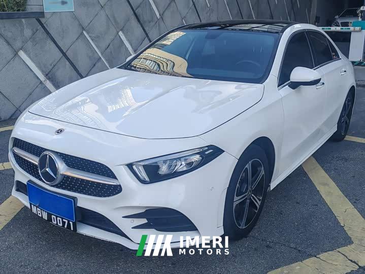 Mercedes-Benz A-Class A 200 L Sport Sedan Fashion Edition