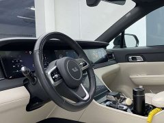 Li Auto ONE Extended Range 6-Seater - ფოტო 10