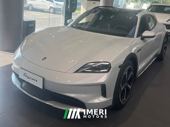 Porsche Taycan 4