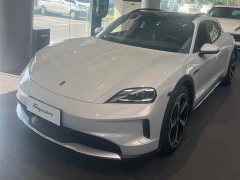 Porsche Taycan 4 - ფოტო 1