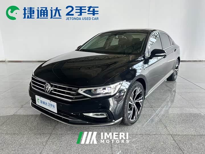 Volkswagen Magotan 330TSI DSG Luxury