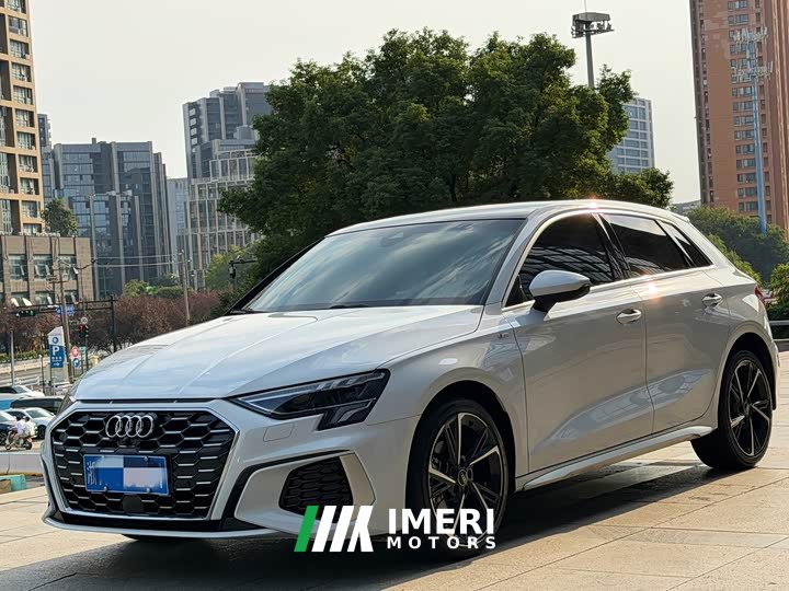 Audi A3 Sportback 35 TFSI Fashion Sport - ავტომობილი ჩინეთიდან