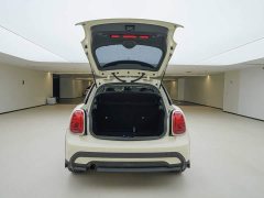 BMW MINI 2022 1.5T ONE 5-Door PLUS - ფოტო 6