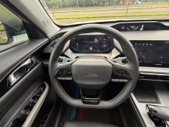 Changan Oushan Z6 Blue Whale 1.5T DCT Smart Edition - ფოტო 9
