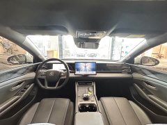 BYD Qin L DM-i Smart Drive Edition 120KM Superior - ფოტო 6
