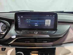 Buick GL8 Land Business Class Comfort Edition - ფოტო 9