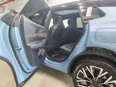 Lynk & Co Geely Lynk & Co 08 EM-P 160 Extended Range Ultra - ფოტო 10