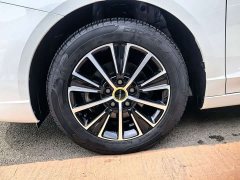 SAIC MG i5 1.5L CVT Star Shine Edition - ფოტო 14