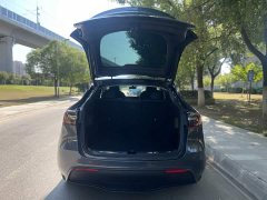 Tesla Model Y Rear-Wheel Drive - ფოტო 11