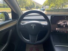 Tesla Model Y Rear-Wheel Drive - ფოტო 16