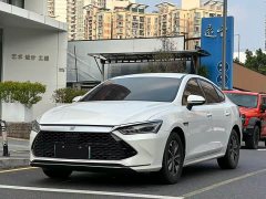 BYD Qin PLUS Glory Edition DM-i 55KM Leading - ფოტო 1