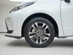 Toyota Gravia 2.5L Hybrid Luxury Edition - ფოტო 15
