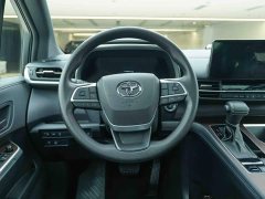 Toyota Gravia 2.5L Hybrid Luxury Edition - ფოტო 17