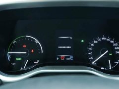 Toyota Gravia 2.5L Hybrid Luxury Edition - ფოტო 8