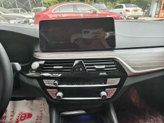 BMW 5 Series Facelift 530Li Premier M Sport Package - ფოტო 17