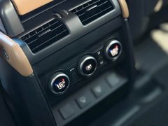 Land Rover Defender 110 3.0T P400 Dark Edition - ფოტო 15