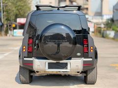 Land Rover Defender 110 3.0T P400 Dark Edition - ფოტო 6