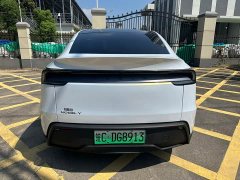 Tesla Model Y Rear-Wheel Drive - ფოტო 4