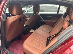 BMW 5 Series 525Li M Sport Package - ფოტო 6