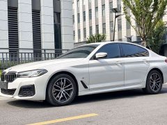 BMW 5 Series (Imported) 525i M Sport Package - ფოტო 1