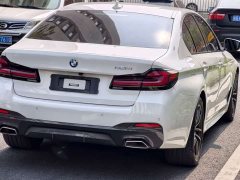 BMW 5 Series (Imported) 525i M Sport Package - ფოტო 11