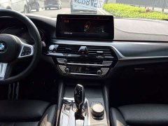 BMW 5 Series (Imported) 525i M Sport Package - ფოტო 17