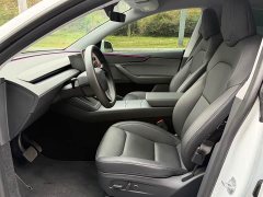 Tesla Model Y Rear-Wheel Drive - ფოტო 7