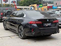 BMW 5 Series 2026 530Li Premier M Sport Package - ფოტო 17