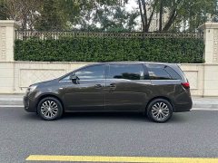 Buick GL8 Land Business Class 652T Comfort - ფოტო 2