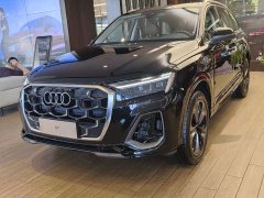 Audi Q7 55 TFSI quattro S Line Sport - ფოტო 1