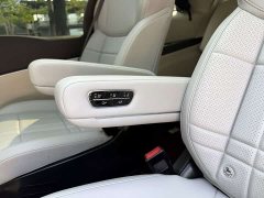 Buick GL8 2020 Land Business Class 652T Prestigious Edition - ფოტო 17