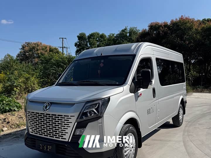Yufeng Royal Wind V9 2.0T Manual FWD Multifunctional Mid-axle Mid-roof 7/8/9 Seater - ავტომობილი ჩინეთიდან