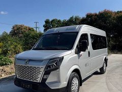 Yufeng Royal Wind V9 2.0T Manual FWD Multifunctional Mid-axle Mid-roof 7/8/9 Seater - ფოტო 1
