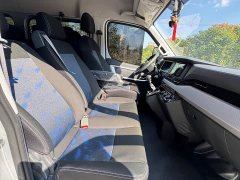 Yufeng Royal Wind V9 2.0T Manual FWD Multifunctional Mid-axle Mid-roof 7/8/9 Seater - ფოტო 10