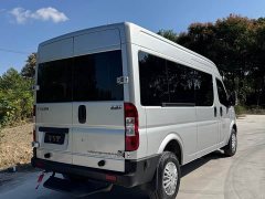 Yufeng Royal Wind V9 2.0T Manual FWD Multifunctional Mid-axle Mid-roof 7/8/9 Seater - ფოტო 4