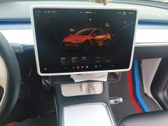 Tesla Model Y Rear-Wheel Drive - ფოტო 14