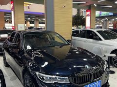 BMW 3 Series 330i M Sport Night Edition Package - ფოტო 3
