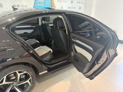 Volkswagen Magotan 2 Million Units Celebration Edition 330TSI DSG Luxury - фото 9