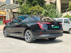 FAW Red Flag E-QM5 Facelift Base Mobility Edition - ფოტო 7