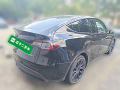 Tesla Model Y Standard Range RWD - ფოტო 4