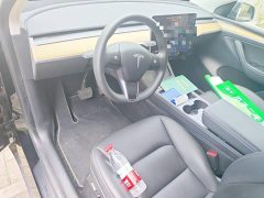 Tesla Model Y Standard Range RWD - ფოტო 5