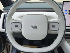 Li Auto L9 Livis - ფოტო 12
