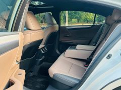 Lexus ES 2025 300h Premium Edition - ფოტო 14