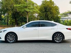 Lexus ES 2025 300h Premium Edition - ფოტო 8