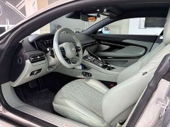 Aston Martin DB12 2023 4.0T V8 Coupe - ფოტო 4