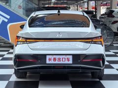 Hyundai Elantra 1.5L CVT Luxury - ფოტო 5