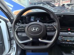 Hyundai Elantra 1.5L CVT Luxury - ფოტო 7