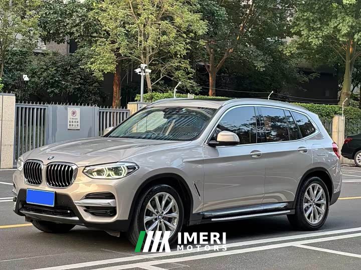 BMW X3 xDrive25i Luxury Package