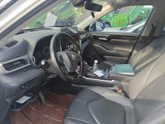 Toyota Highlander 2022 Hybrid 2.5L AWD Premium 7-Seater - ფოტო 11